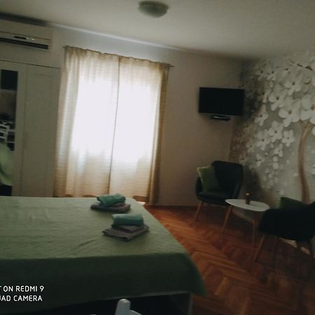 Studios Ana Mari Komiža الغرفة الصورة
